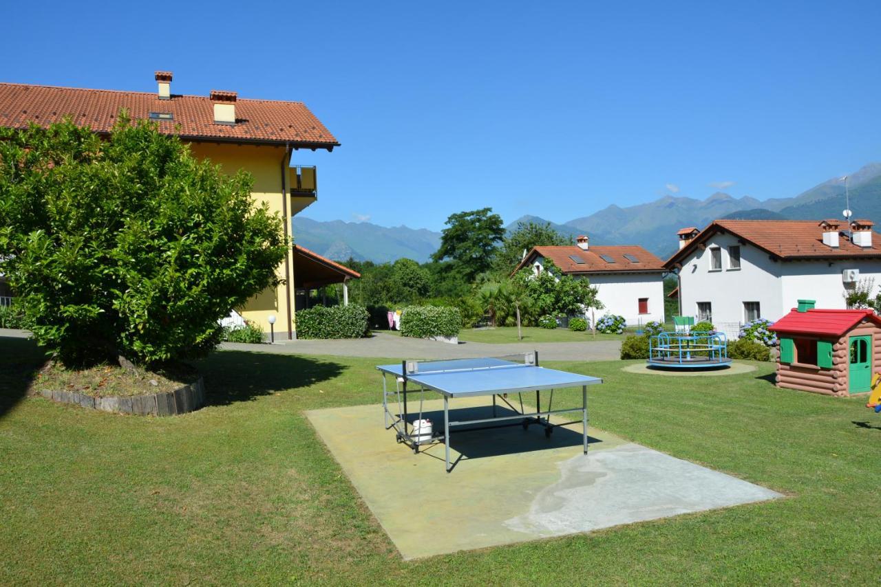 Residence Girasole Casa Rossa A Colico Luaran gambar