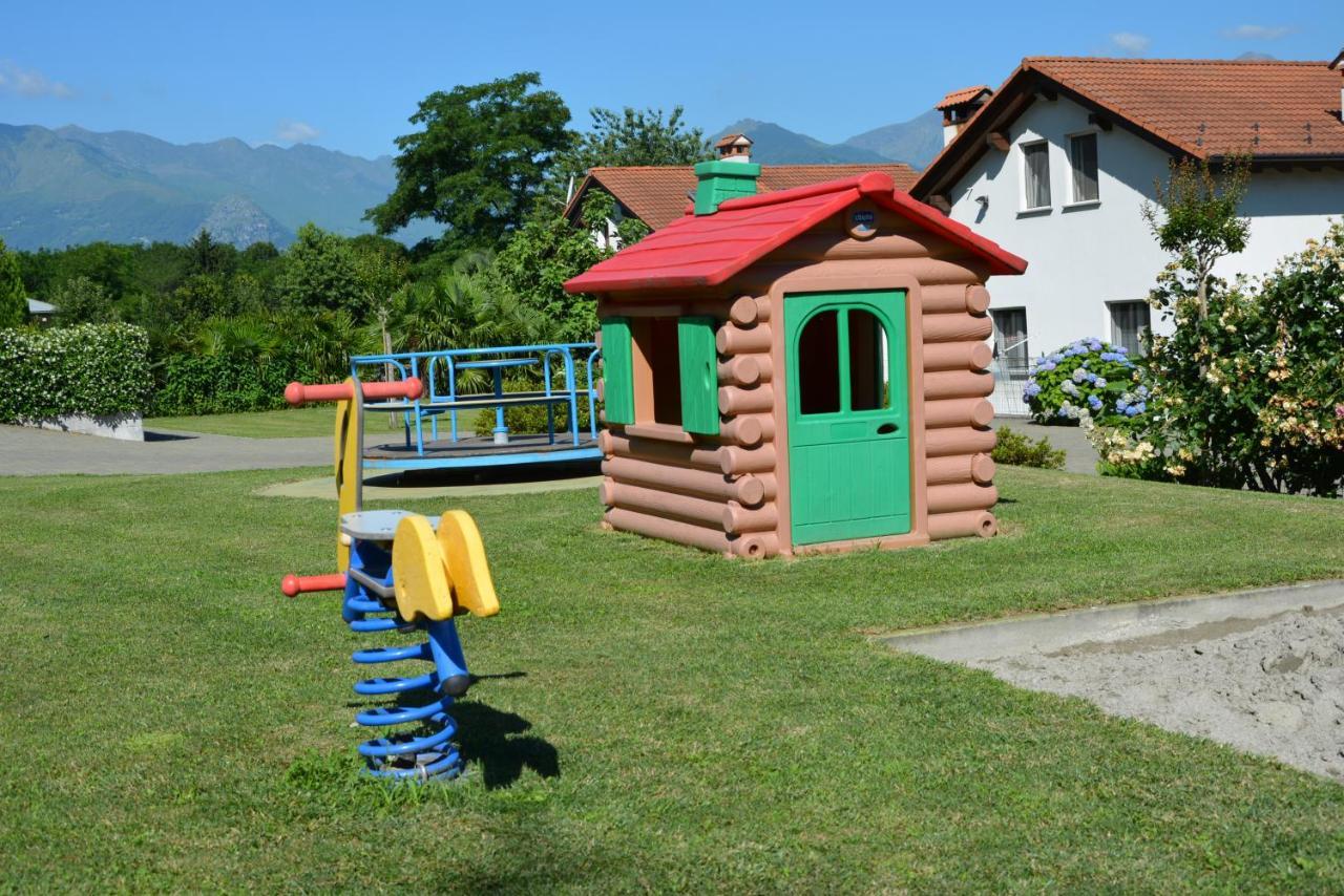 Residence Girasole Casa Rossa A Colico Luaran gambar