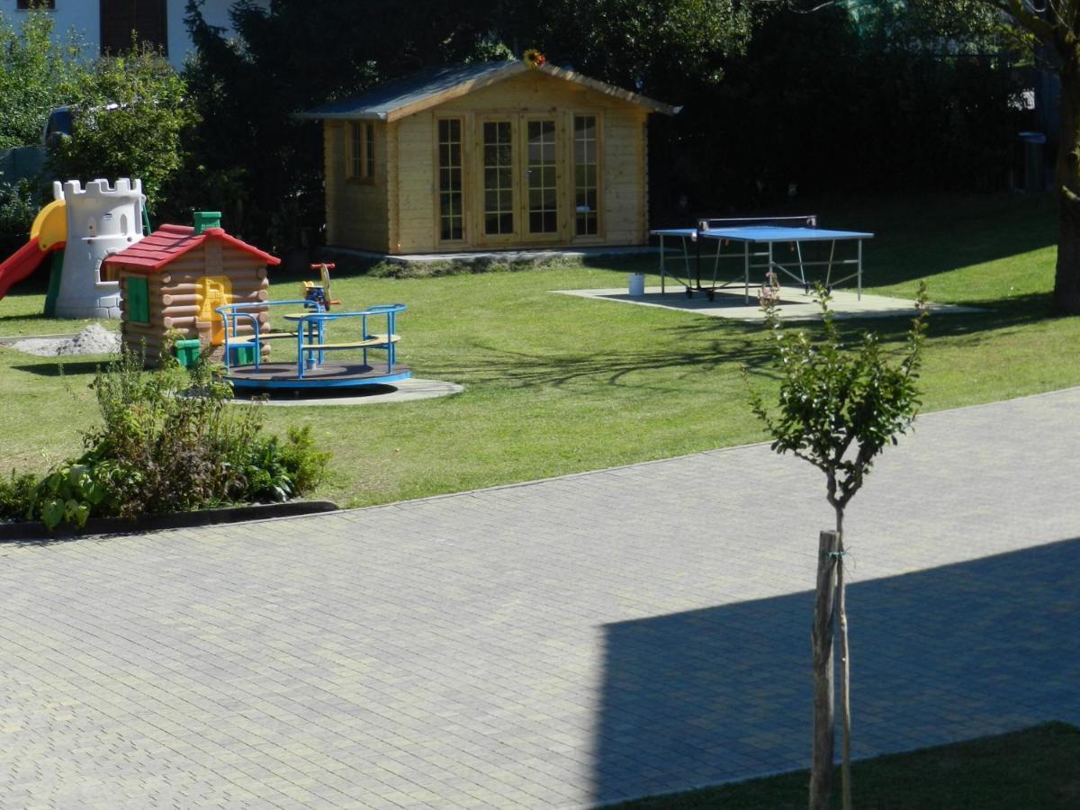 Residence Girasole Casa Rossa A Colico Luaran gambar