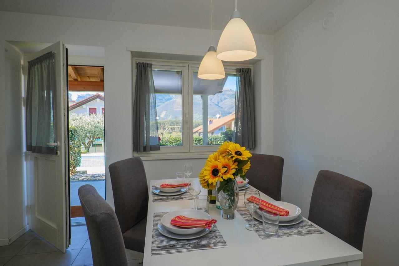 Residence Girasole Casa Rossa A Colico Luaran gambar