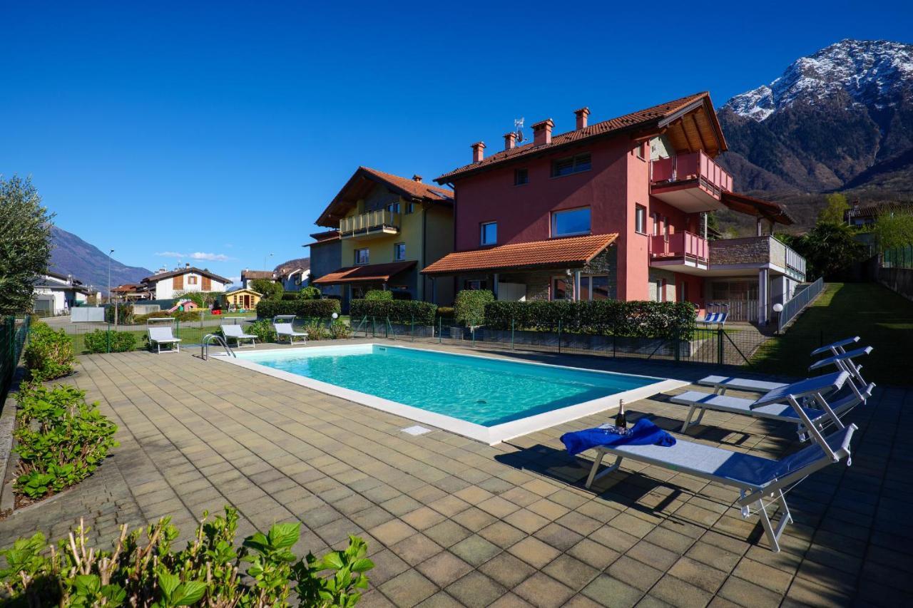 Residence Girasole Casa Rossa A Colico Luaran gambar
