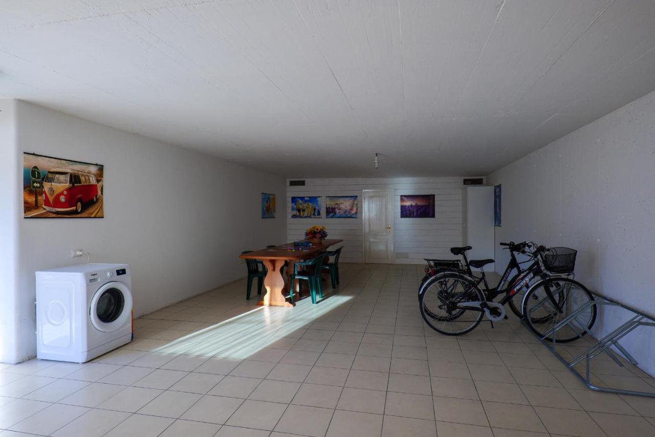 Residence Girasole Casa Rossa A Colico Luaran gambar